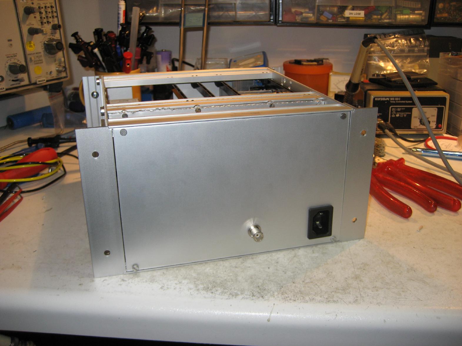 A homebrew rubidium oscillator clock